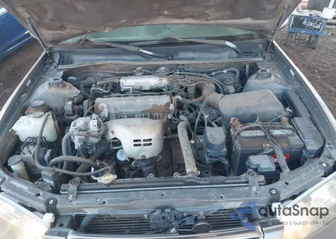 2000 Toyota Camry Ce/Le/Xle from USA, damaged, VIN 4T1BG28K0YU626427